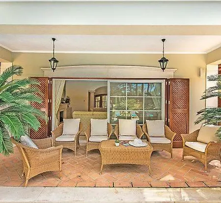 Βίλα Sleeps 10 Quinta do Lago