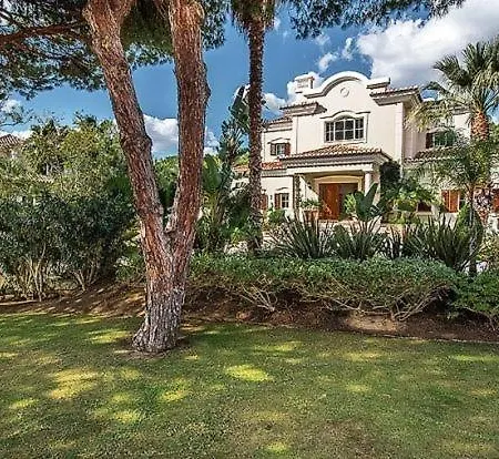 Sleeps 10 Quinta do Lago