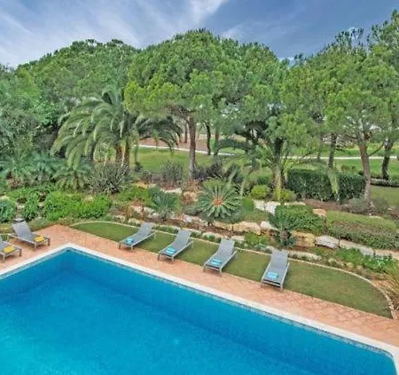 Sleeps 10 Quinta do Lago
